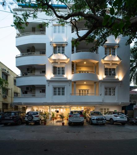 Malleshwaram Hotel | Hyde Park Orchards