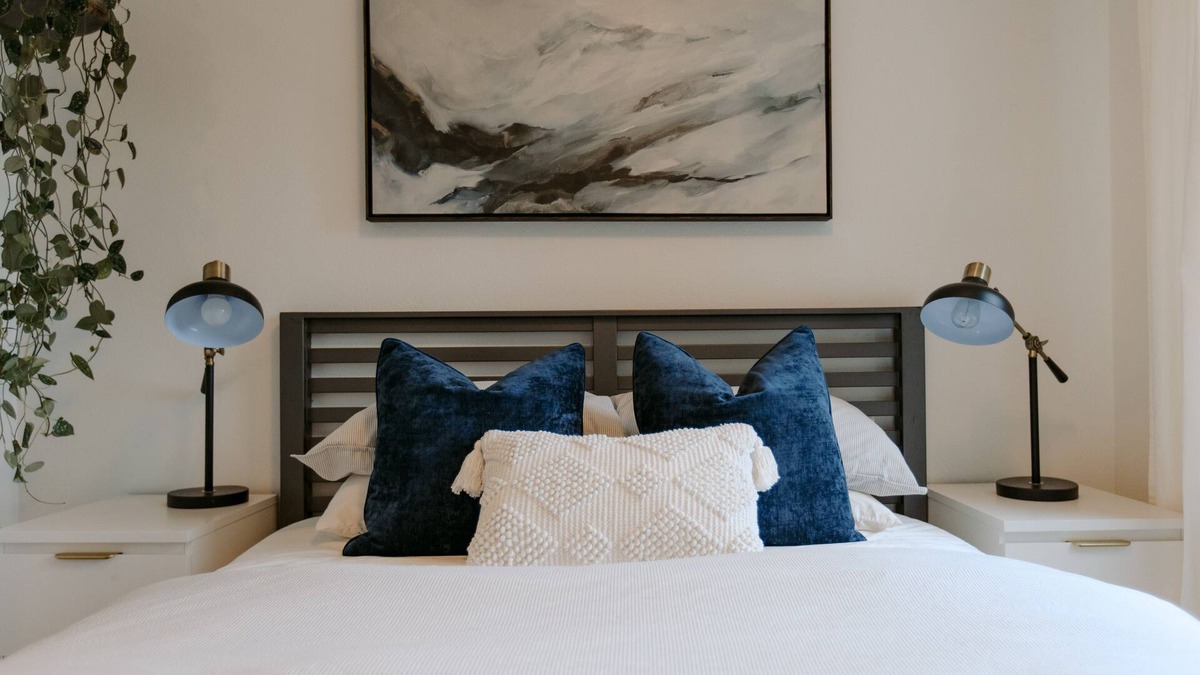Rock Creek House | Hygge House-luxurious secluded 3BR guesthouse