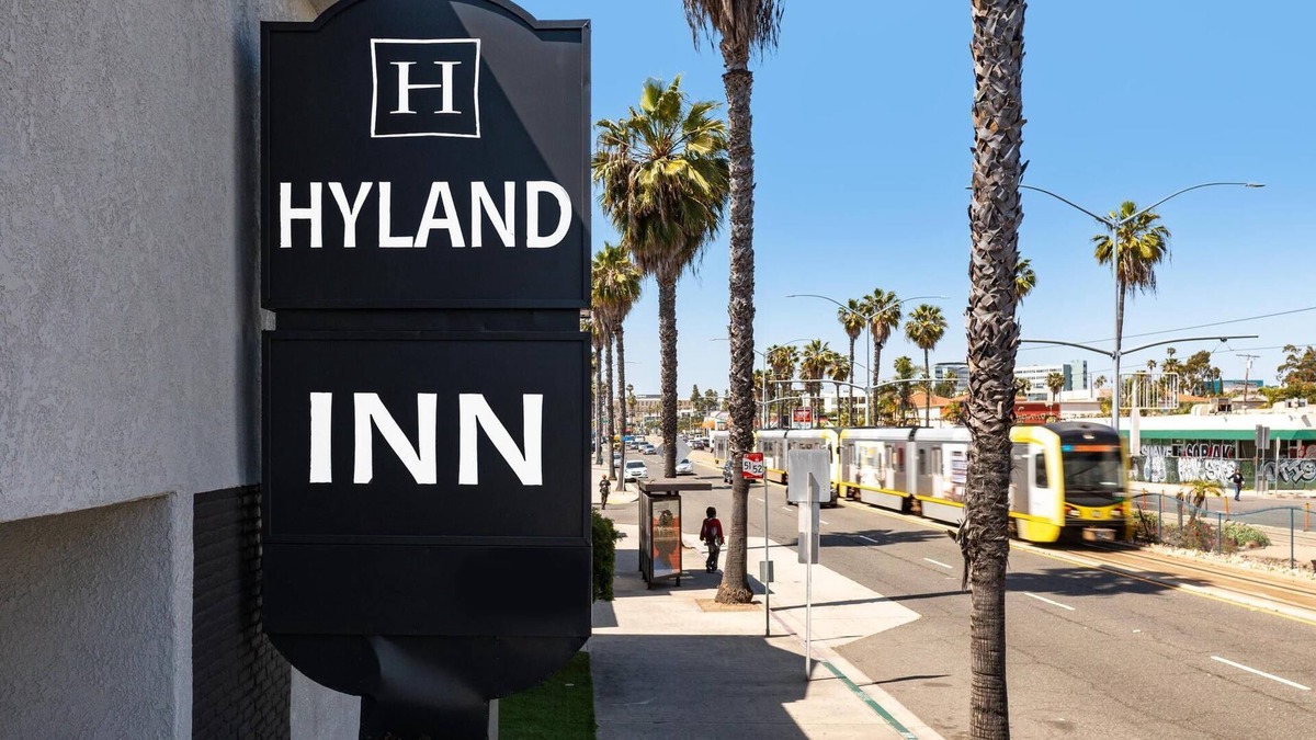 Harbor Hotel | Hyland Inn Long Beach