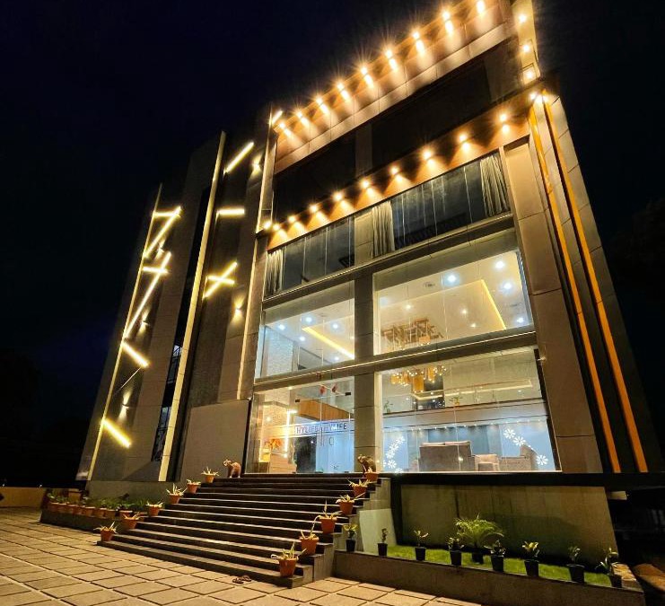 Mancherial Hotel | Hylife hotels and conventions