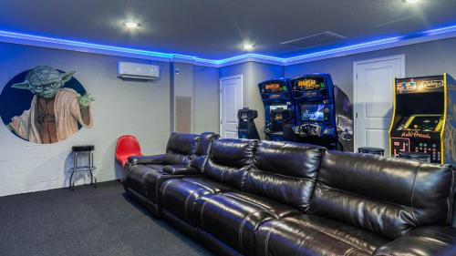 Southampton House | HZD9057