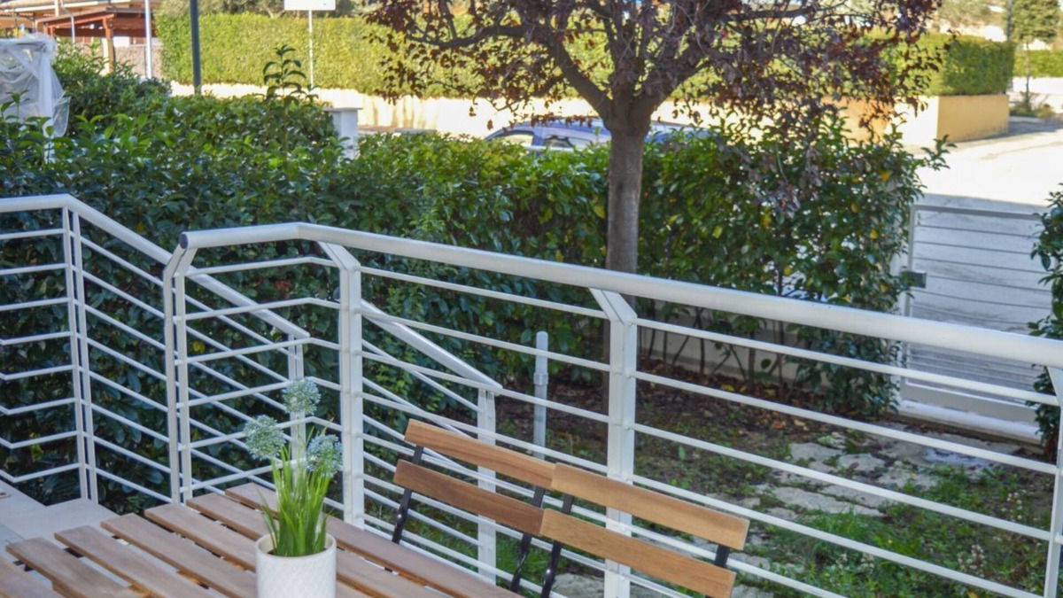 Foggetta Apartment | I Gabbiani 02 - Nido - Two-room apartment on the ground floor with garden