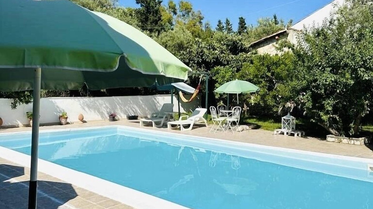 Mandra Capreria Villa | I Limoni: maison deluxe in residence with pool and 5 minutes from beach