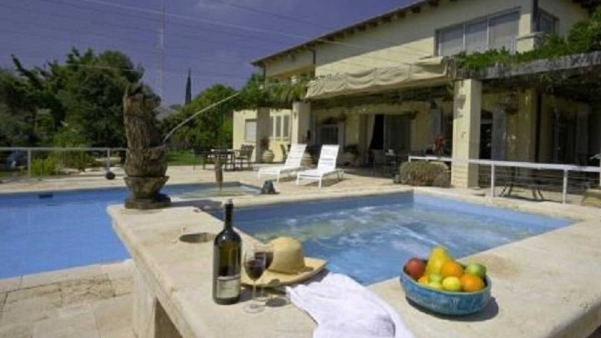 Ilica Villa | İZMİR ÇEŞME'DE GÜNLÜK KİRALIK ÖZEL HAVUZLU DUBLEX VİLLA