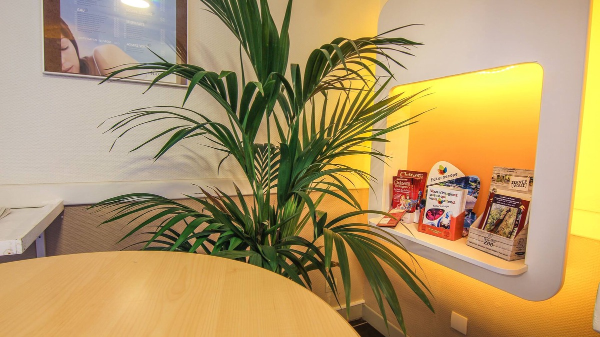 Chateaudun Hotel | ibis budget Chateaudun
