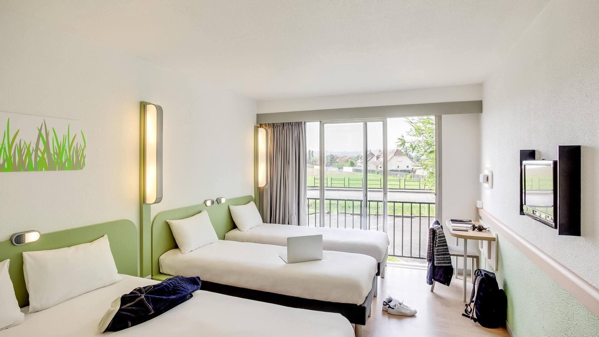 Lescar Hotel | ibis budget Pau Lescar