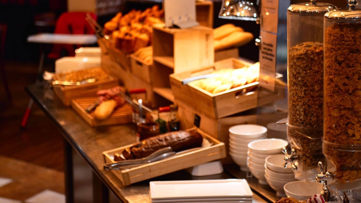 Luce Hotel | ibis Chartres Ouest Luce