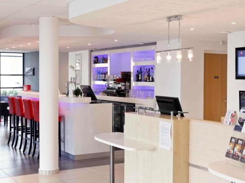 Chaponnay Hotel | ibis Lyon Est Chaponnay
