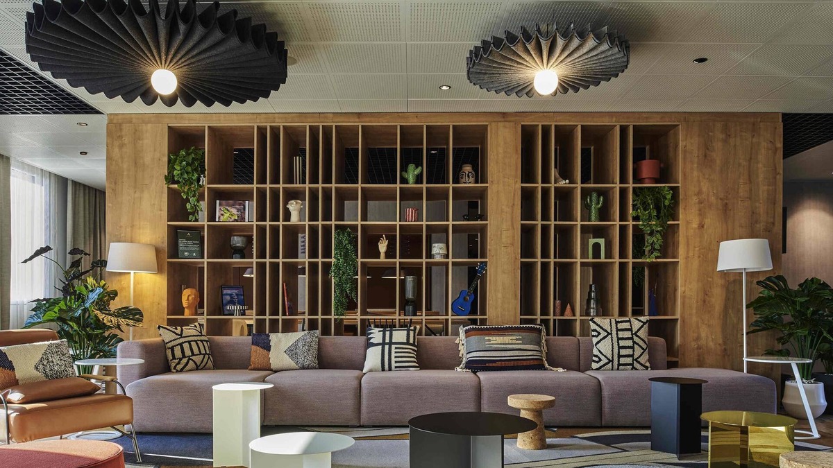 Montlhery Hotel | Ibis Montlhery Paris Sud