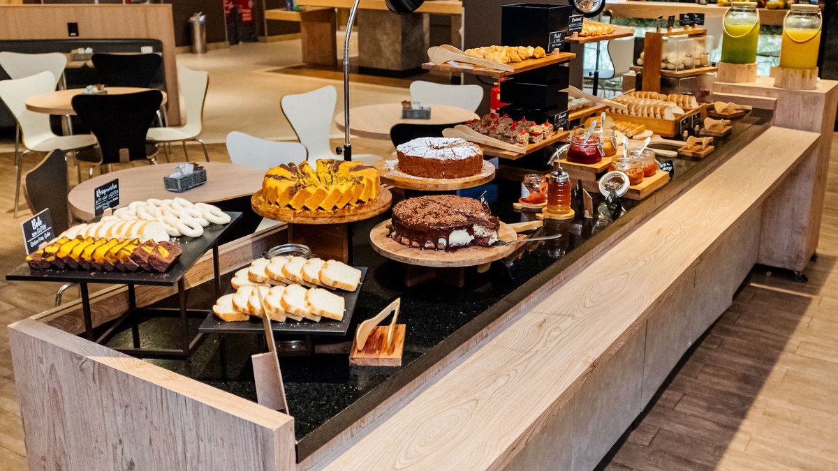 Auxiliadora Hotel | ibis Porto Alegre Moinhos de Vento