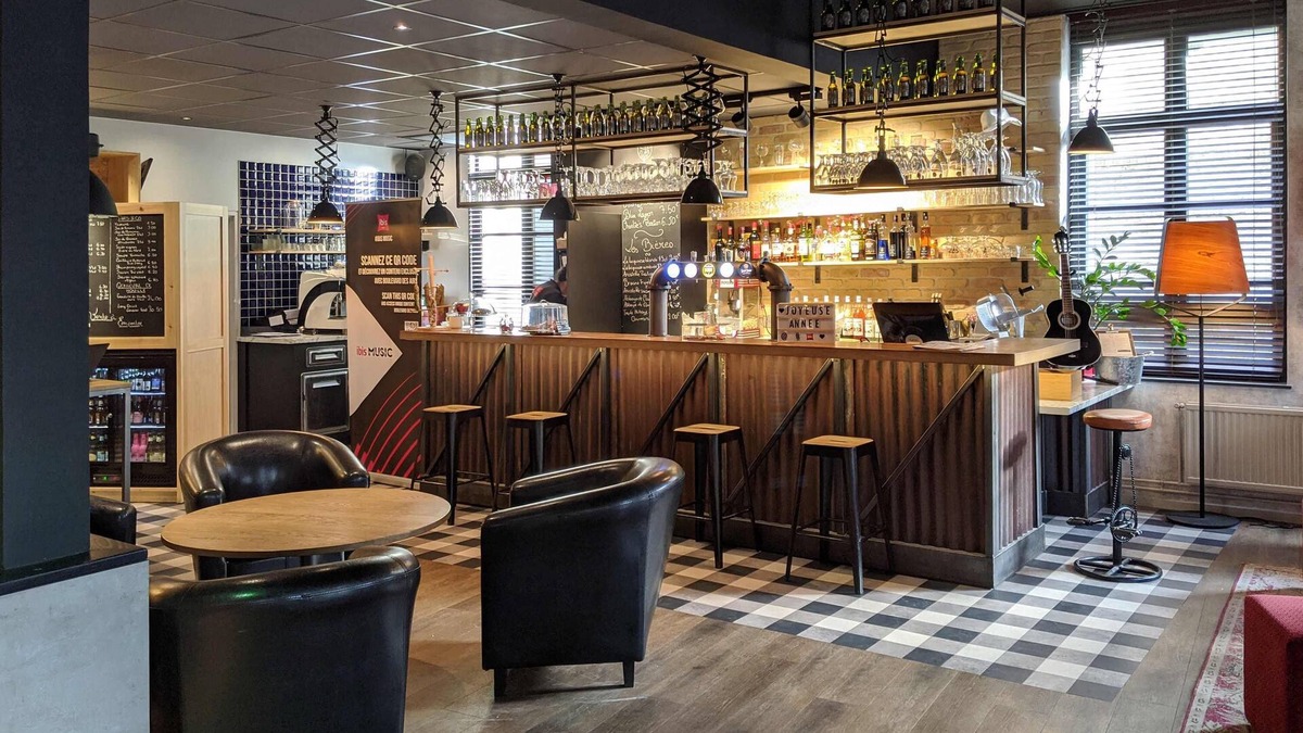 Saint-Omer Hotel | ibis Saint Omer Centre