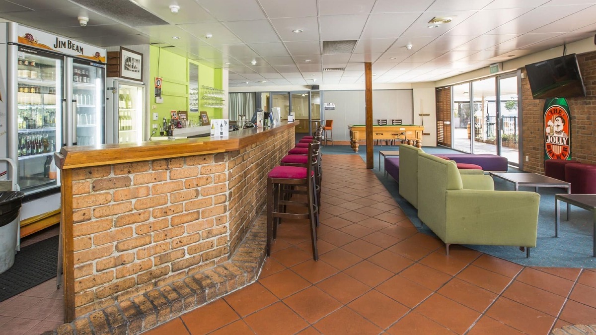 Sutton Resort | ibis Styles Canberra Eaglehawk