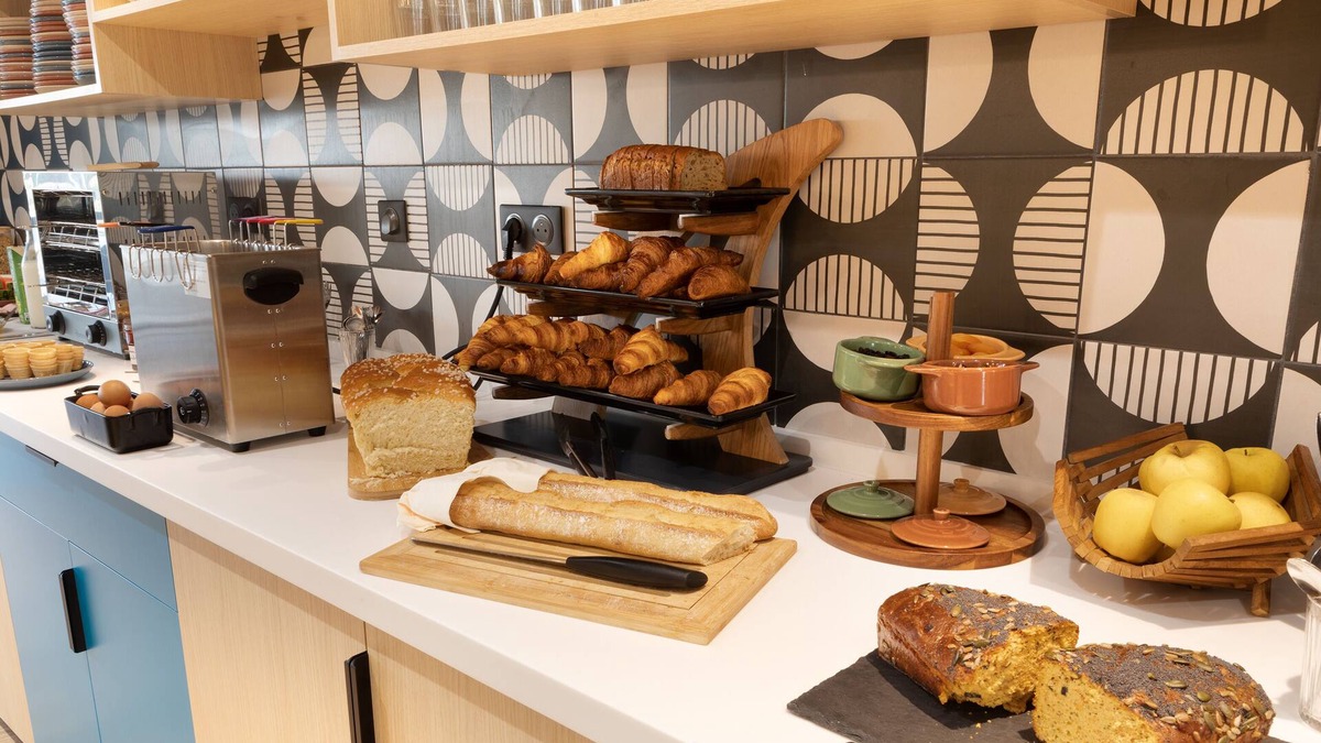 Miramas Hotel | Ibis Styles Miramas - Provence