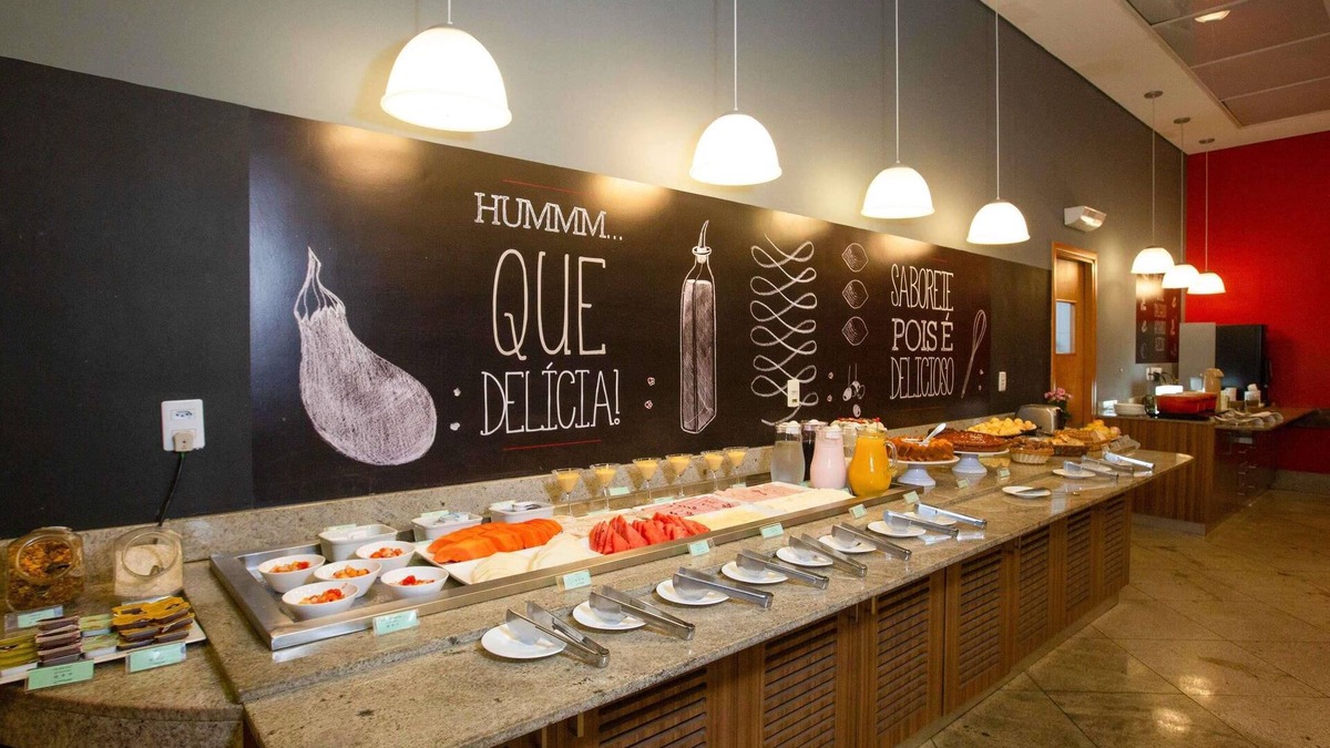 Jardim da Penha Hotel | ibis Vitoria Praia de Camburi