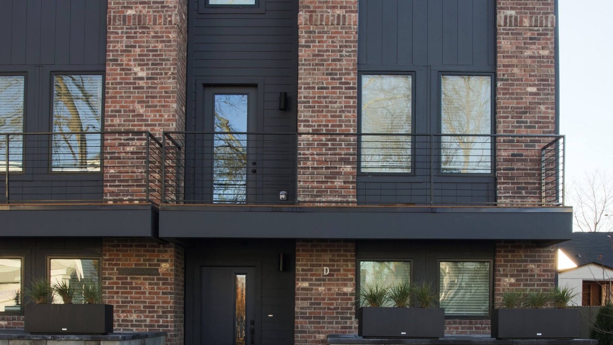 East Nashville House | Iconic Nash Themed Boutique Stay! Rooftop Views! 4 bd 3.5 ba! Explore East Nash!