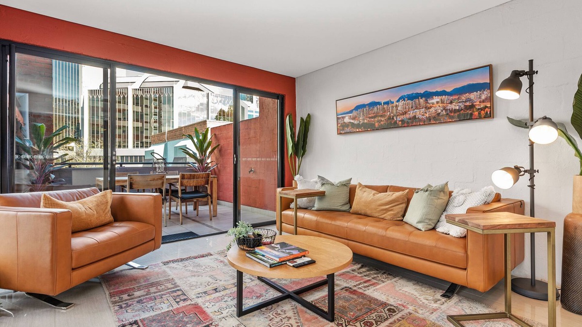 Brisbane Central Business District Apartment | Iconic Warehouse Apartment~CBDEdge~2Bed/2Bath/1Car