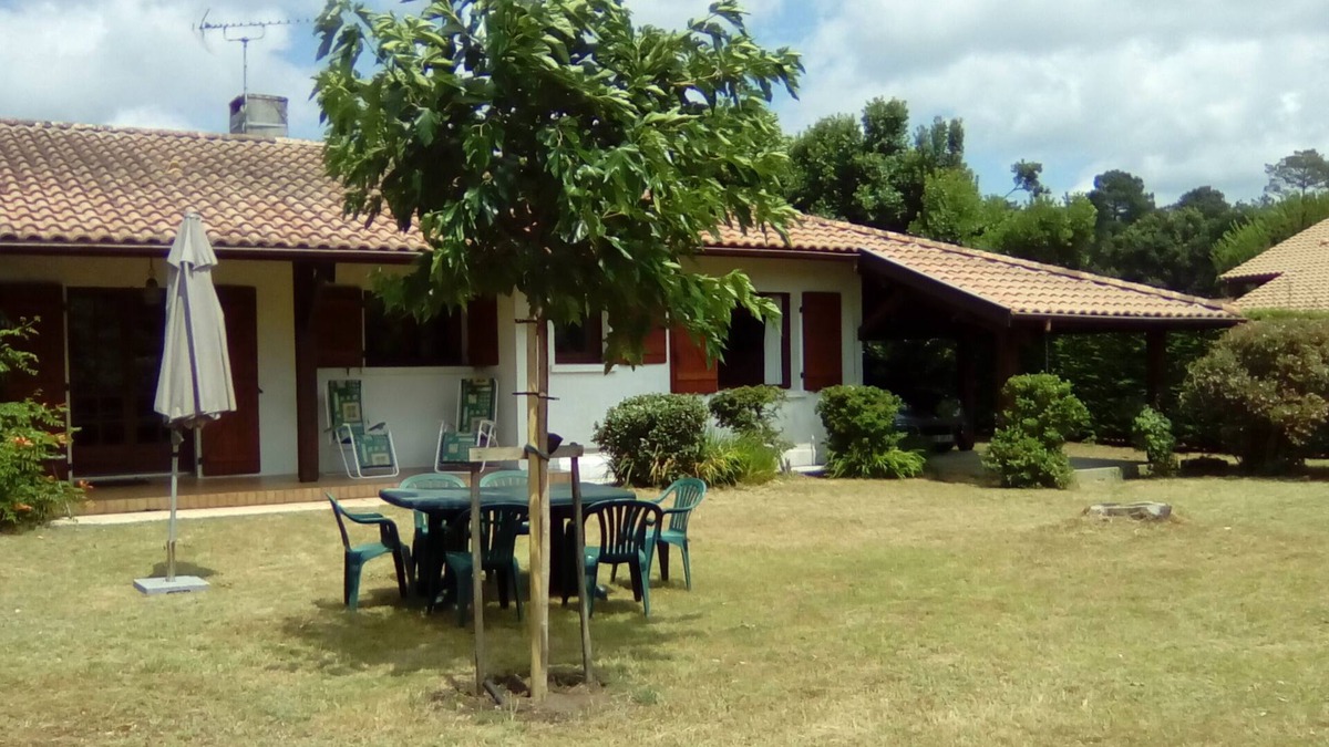 Sainte-Eulalie-en-Born House | Ideal family home