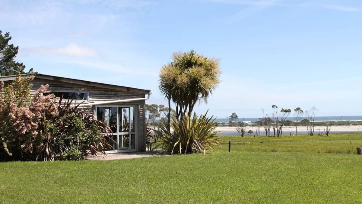 Mokihinui House | Ideal for families and larger groups, sleeping up to 27. Pet-friendly