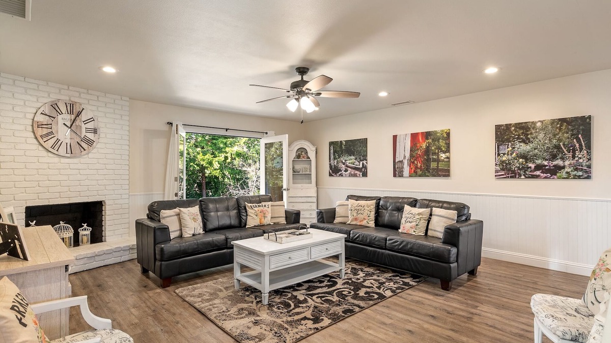 Atascadero House | Ideal for Large Gatherings! Enjoy all that the Central Coasts offers