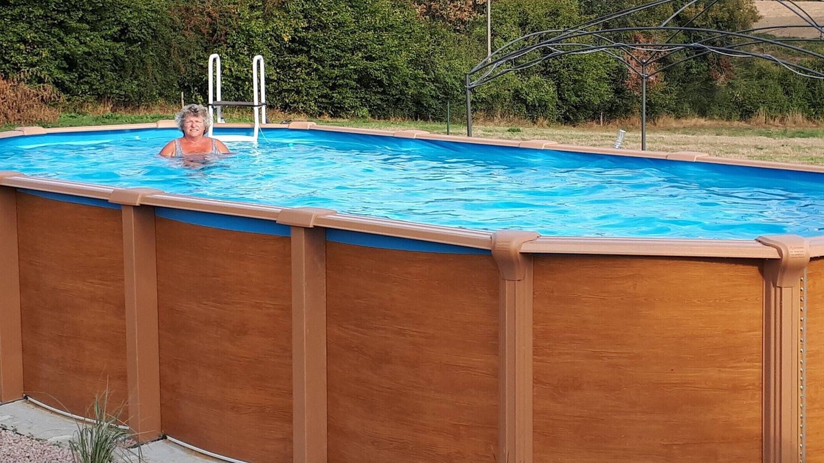 Perassay House | Ideal holiday location or stop off point for South France, Spain and Italy.