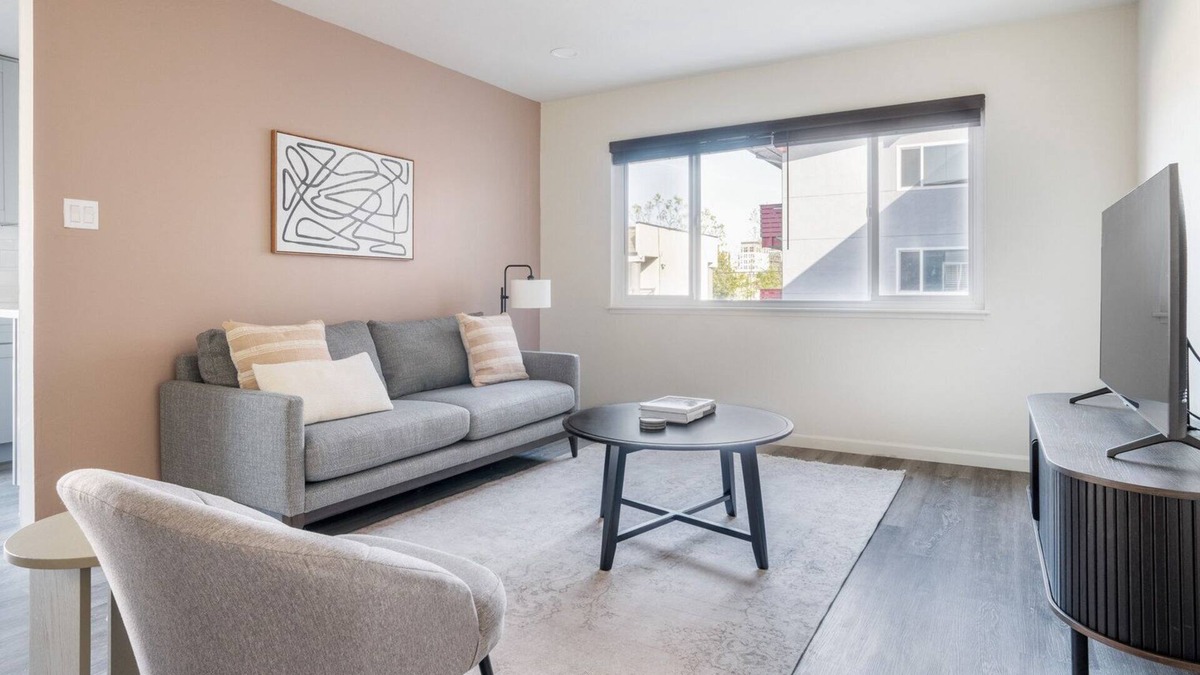 Mount Carmel Apartment | Ideal Redwood City 2BR w/ On-Site Laundry, nr Shopping, by Blueground