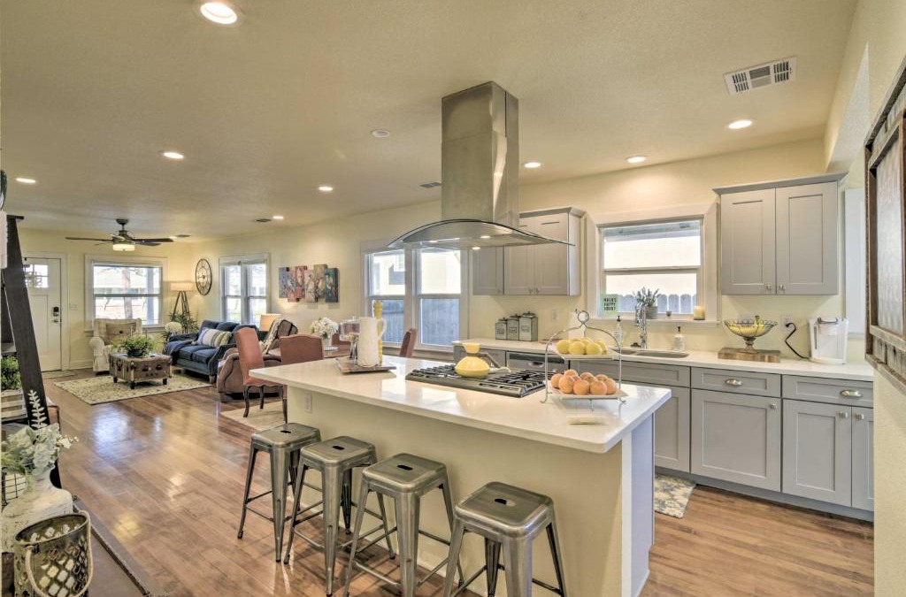 Chico House | Ideally Located Chico Home - Fire Pit and Grill