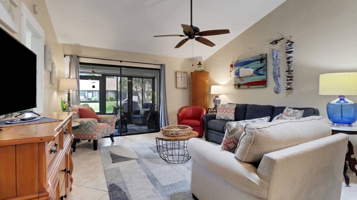 Iona Condo | Ideally Located Gated Community-Minutes to FMB! Community Pools, Pickleball, Active Social Schedule!