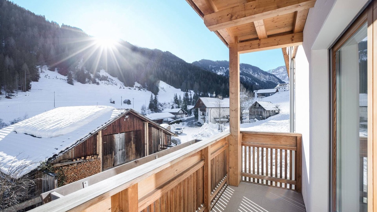 San Martino in Badia Apartment | Idyllic Apartment "Kronplatz" with Balcony, Garden & Wi-Fi