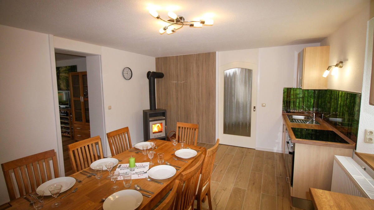 Altkunkendorf House | Idyllic apartment at the foot of the Buchenwald Grumsin World Heritage Site