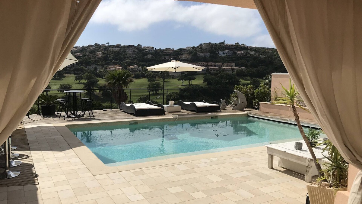 La Nartelle Apartment | IDYLLIC, CHARMING APARTMENT