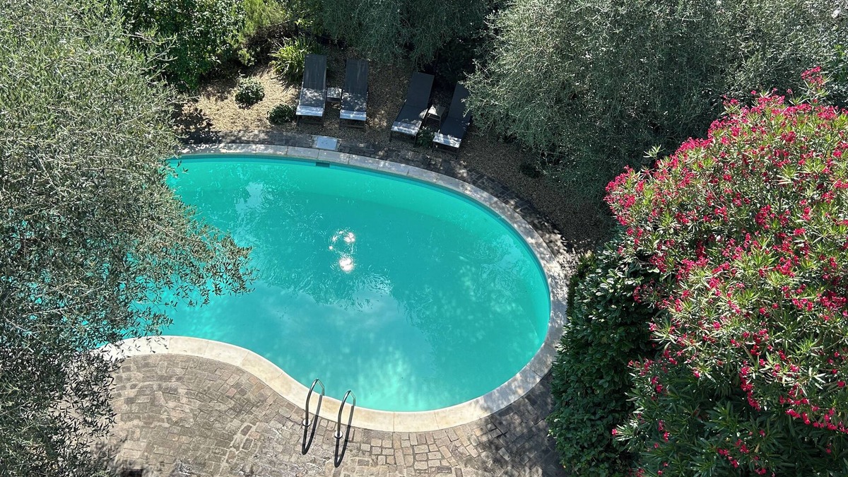 Garlenda Villa | Idyllic country villa with 10m pool and seaview (max 16 people)