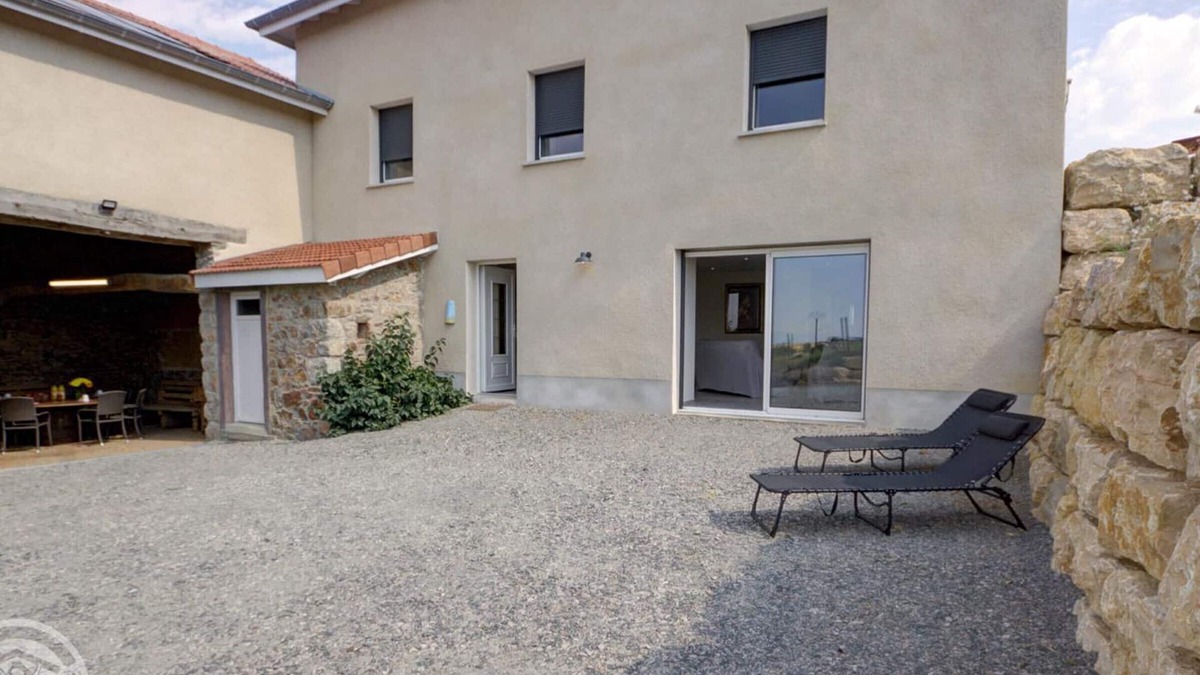 Panissieres Cottage | Idyllic Farmhouse Retreat: Spacious, Modern Amenities, Near Panissières, Perfect for Families