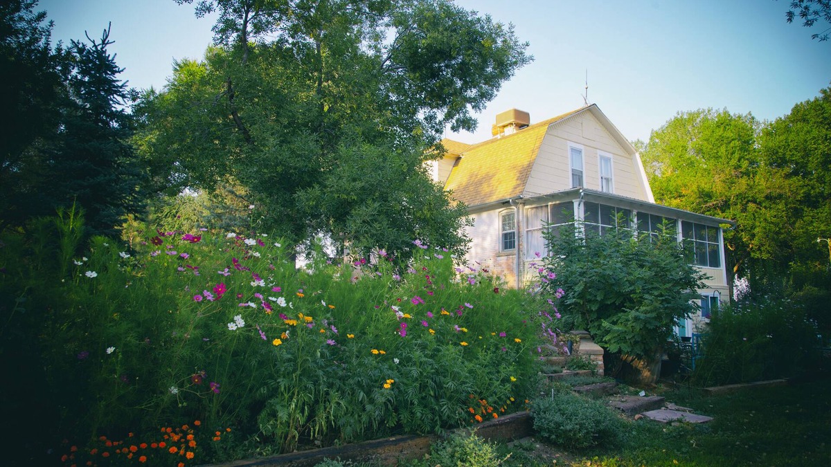 Boulder Other | Idyllic, Fully Restored 1890's Farmhouse: max occupancy 6