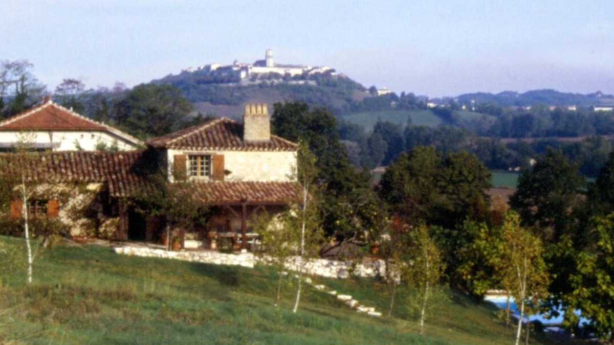 Tournon-d'Agenais House | Idyllic house in rural hamlet with lovely views, garden and private pool.