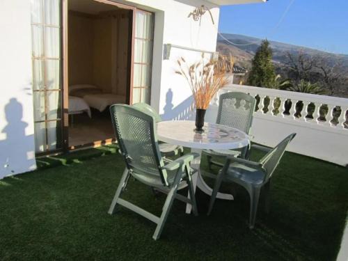 Yegen House | Idyllic House in Yegen with Mountain View