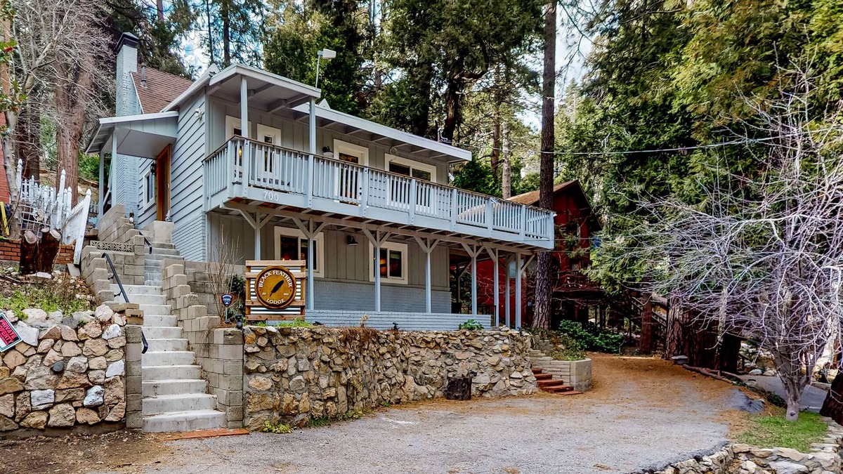 Arrowhead Villas House | Idyllic lake home with firepit, large deck, & games - near skiing, dog-friendly