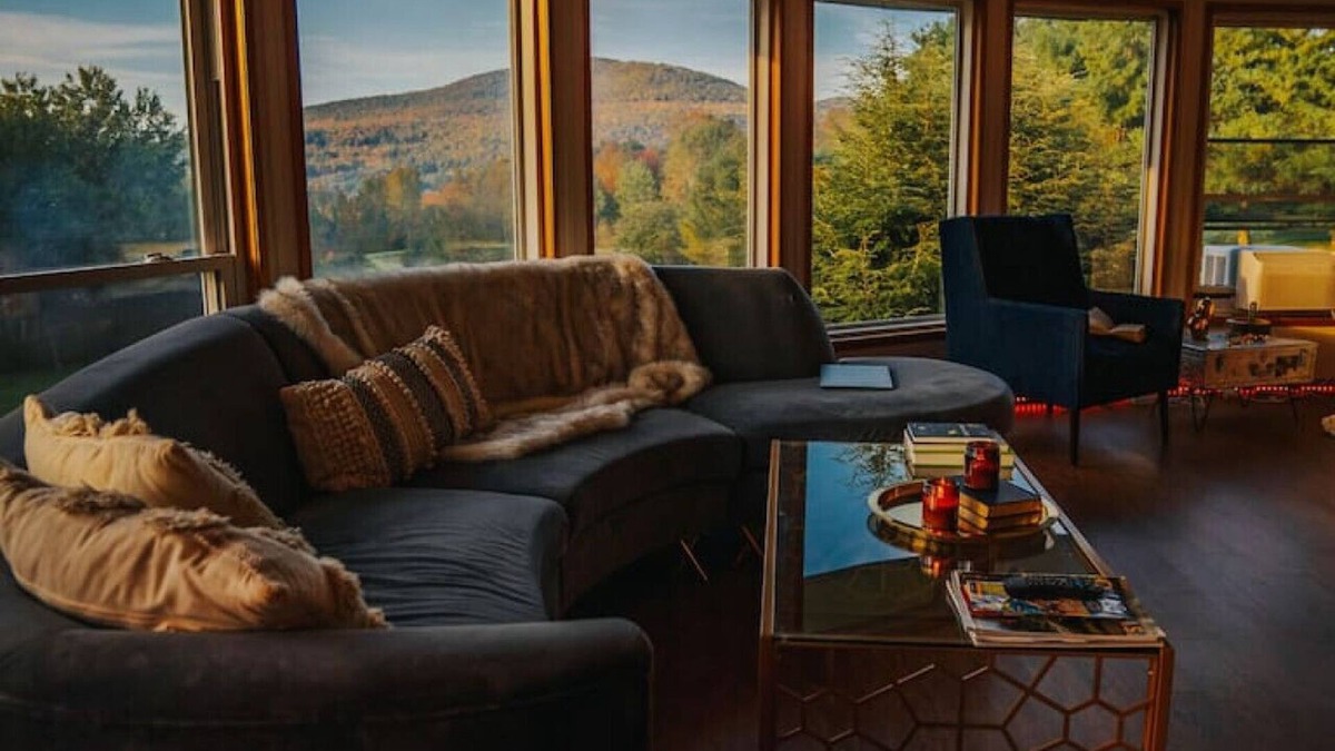 Windham House | Idyllic Mountain Stay Hot Tub, Wood Stove, Games