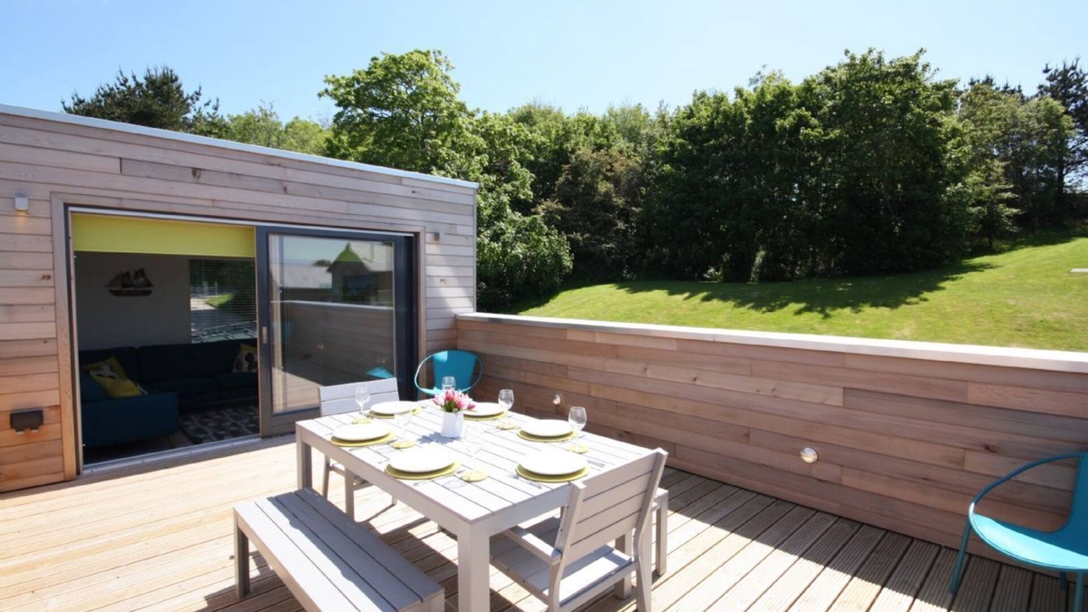 Talland House | Idyllic property with private hot tub, designed to offer every home comfort, with a contemporary fee