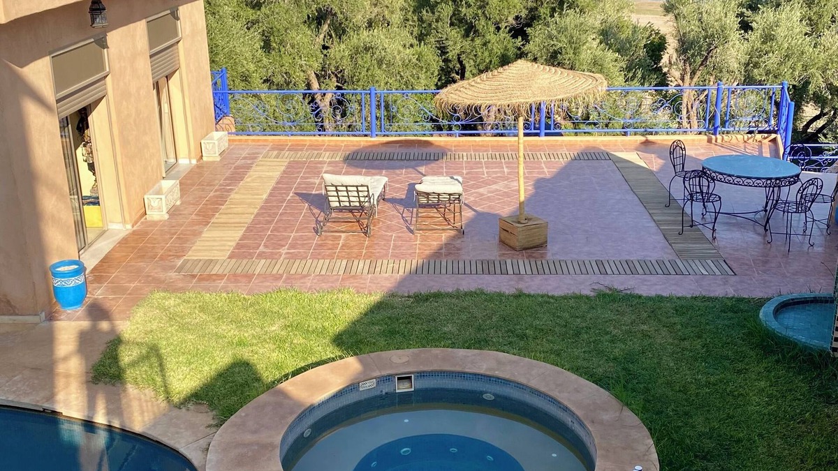 Amzough Chetoui Apartment | Idyllic setting-Private suites-Direct access to Lake Takerkoust-Breathtaking views-