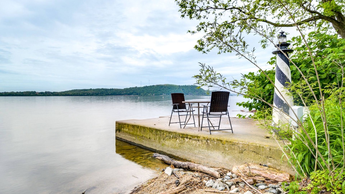 Wrightsville House | Idyllic Susquehanna River Escape: Pets Welcome!
