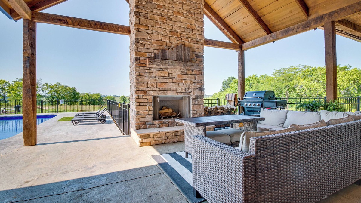 Williamstown House | Idyllic Williamstown Retreat w/Hot Tub & Pool!