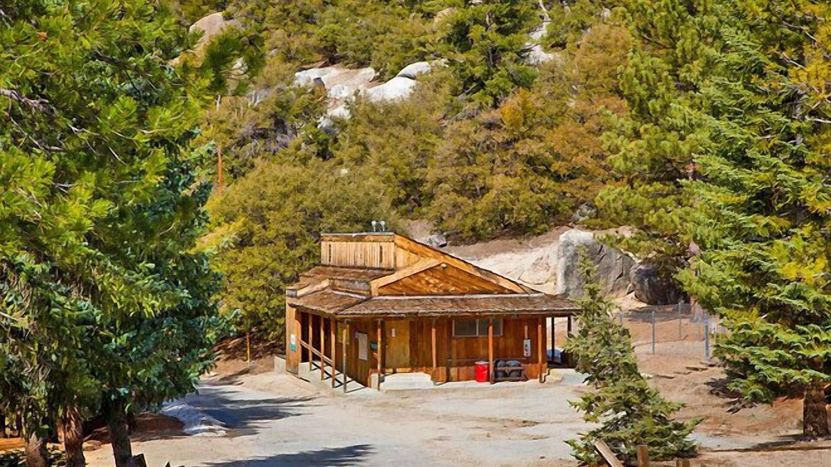 Idyllwild House | Idyllwild RV Resort - Caravan Park