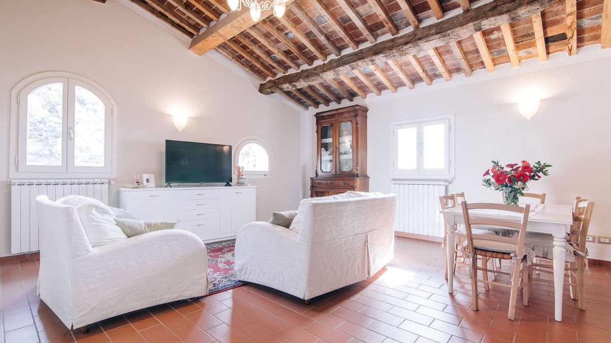 Uzzano Apartment | Il Borgo degli Agrumi - the Cedar
