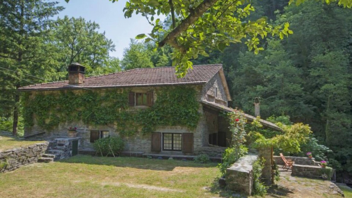 Cantagallo House | Il Mulino di Cecco by Interhome