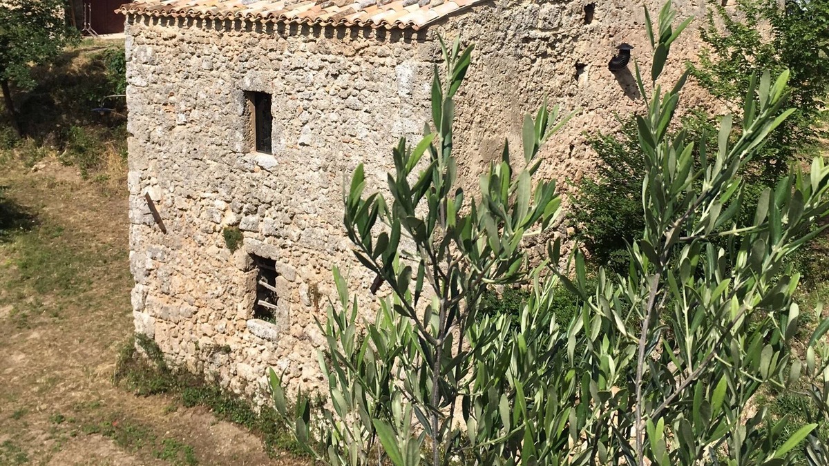 Tocco da Casauria House | il PAGLIAIO - away from it all and just for two