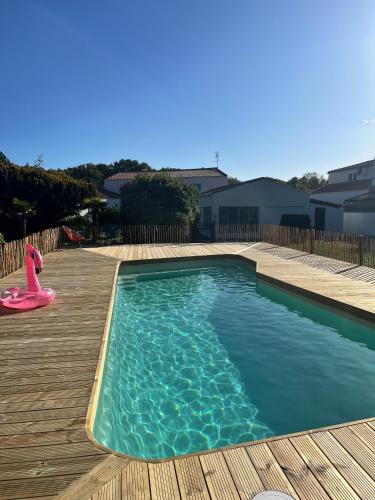 Dolus-d'Oleron House | Ile d oléron Vertbois, Villa Bois Piscine et mer