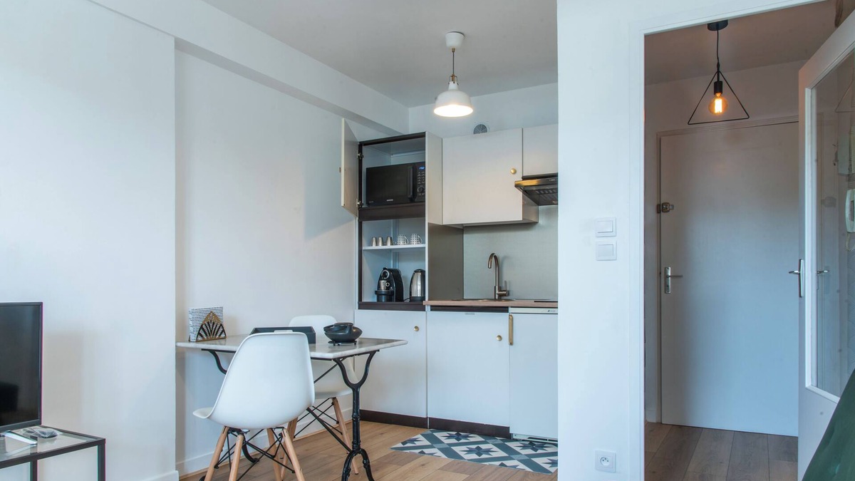 Cote de Granit Rose Apartment | Iliöz : Beautiful Duo Escape, Ideal Location