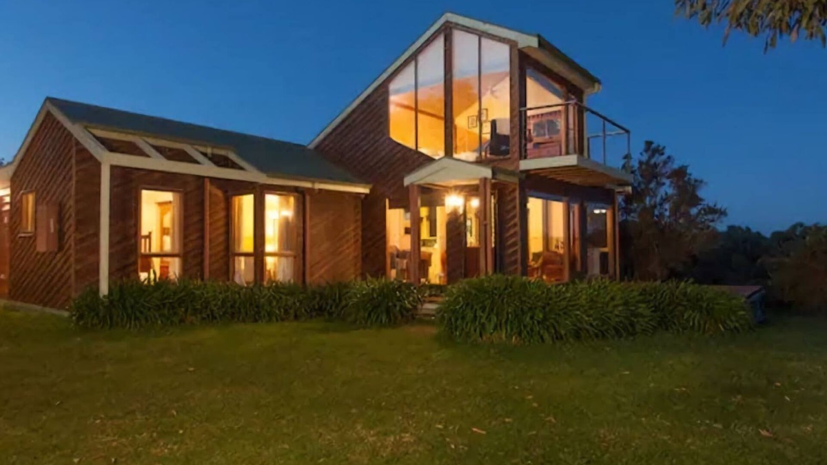 Waratah House | Illangi Beach Retreat