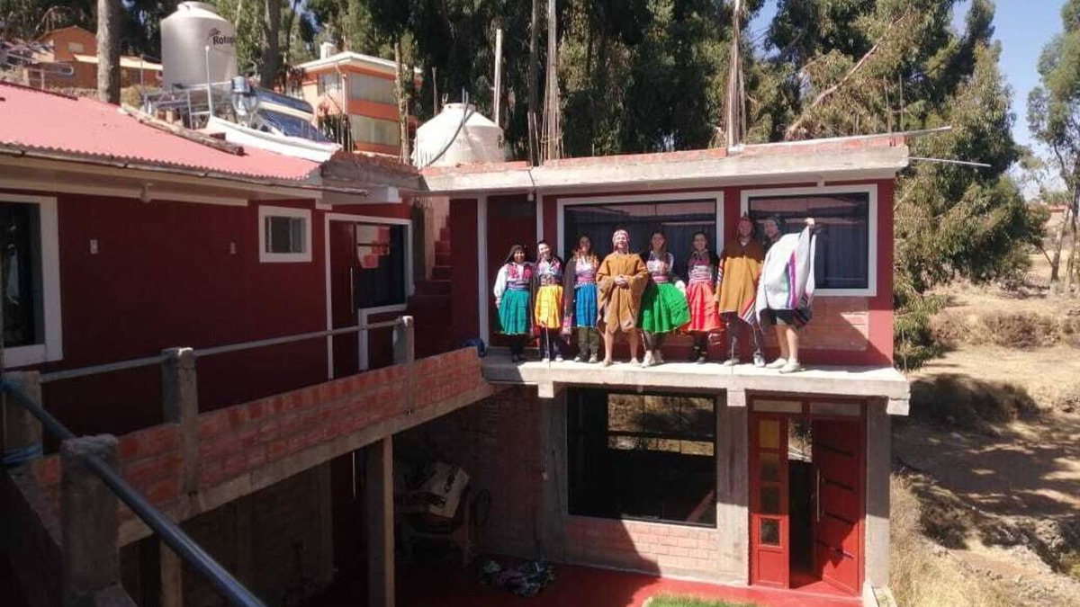 Isla Amantani Cottage | Illariywasi Homestay - Amantani Island (Beautiful views of Lake Titicaca, Puno)