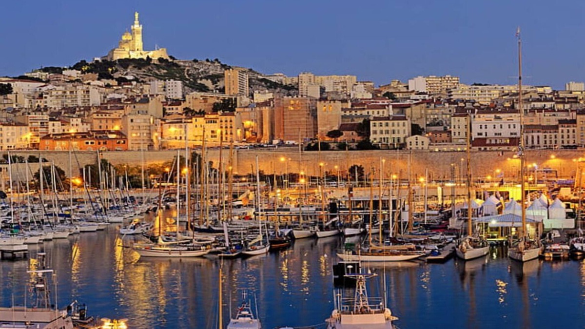 Bompard Villa | ILLUMINATING LUXURY UNDER THE FRENCH SUN ON THE BOMPARD HILLS MARSEILLE